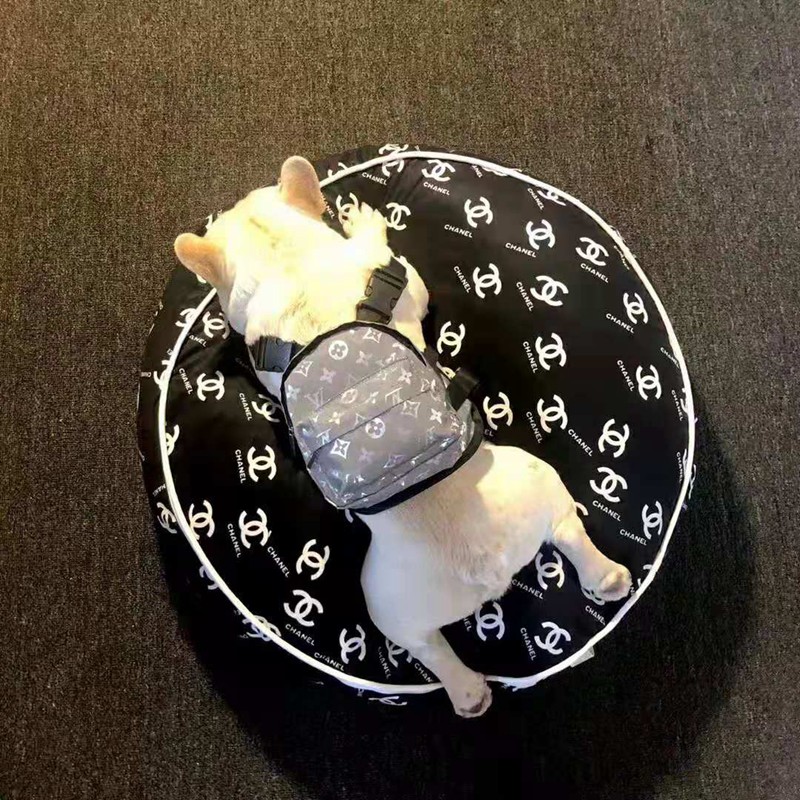 シャネルChanel夏のアボカドペットスリーピング ブランド マット犬用ベッド クッション 犬小屋アイスシルク 冷却パッド 犬用猫の巣 ソファ子犬