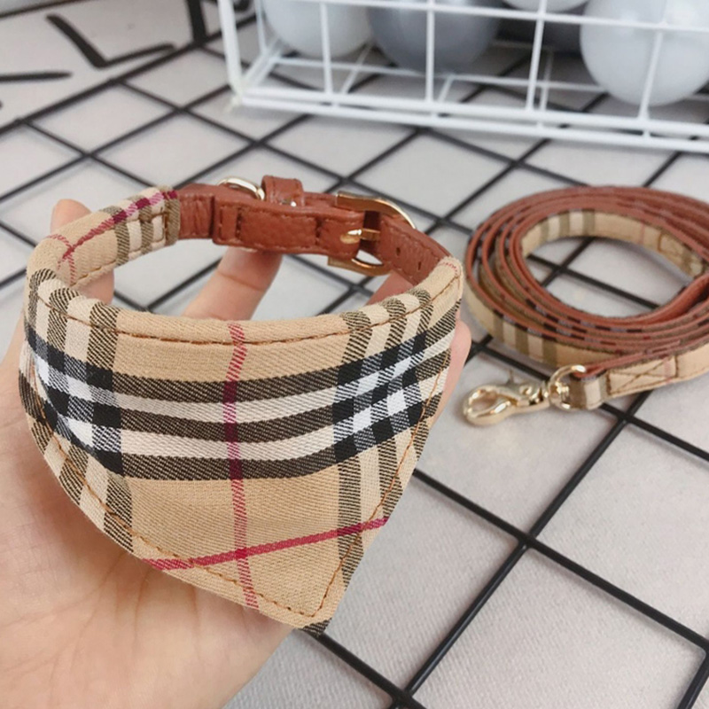 ブランドバーバリーburberryペット用品かわいいバンダナ牽引ロープ