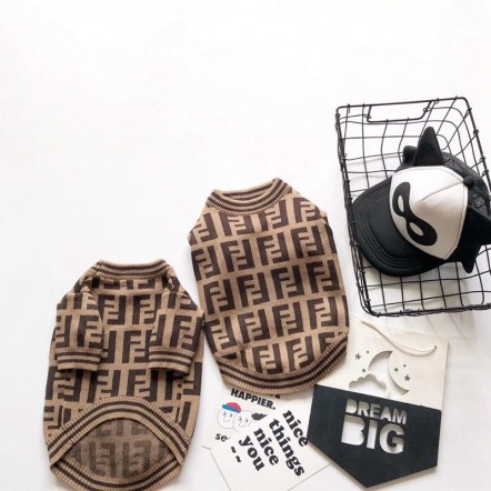 フェンディ ドッグウェア ブランド Fe...