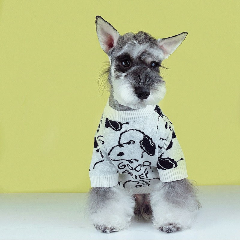 超かわいいスsnoopy柄 ペット洋服 冬 犬 猫 怒っているスヌーピ ピーナッツ漫画 セーター