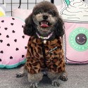 シュプリーム 犬用 もふもふ ヒョウ柄ペット服 　プードル ペットウェア 新年冬 暖かい 防寒 ぬいぐるみヒョウコート　モコモコ 可愛い Supreme 犬　洋服　ブランド偽物　シュナウザー 洋服 ドッグウェア小中型犬服　韓国 パロディ