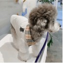 Burberry ブランド 猫犬服 ペット散歩用 バーバリー ペット用品 シンプル カッコイイ ハンサム小型犬  ブリティッシュショートヘア おでかけ 犬用ラペルポロシャツ コピー猫服 ドッグウェア 両足