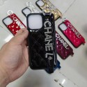 Chanel シャネルハイブランド アイフォン15 14+ 13 pro max レディースメンズ激安おしゃれiphone 15 2023 14 13 12 xr xs 8/7 plusケース 手帳型バッグ型セレブ愛用全機種対応ハイブランドケース パロディiphone14/13 pro max スマホケース コピー