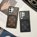 Lv ルイヴィトン Gucci グッチ iphone 15/14 proカバー ストラップ付 カード入れ韓国風セレブ愛用 ギャラクシー s24 ultra アイフォン 15 14 pro maxケース ジャケットスマホケース コピーセレブ愛用全機種対応ハイブランドケース パロディgalaxy s23 ultra plus s24スマホケース コピー