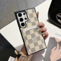 Lv ルイヴィトン Gucci グッチ iphone 15/14 proカバー ストラップ付 カード入れ韓国風セレブ愛用 ギャラクシー s24 ultra アイフォン 15 14 pro maxケース ジャケットスマホケース コピーセレブ愛用全機種対応ハイブランドケース パロディgalaxy s23 ultra plus s24スマホケース コピー