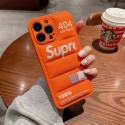 Supreme シュプリームブランドiphone 14 plus 15 pro maxケースiphone 14 15 plusケースカバースタンド付き韓国風セレブ愛用 iphone 15 アイフォン 15 14 13pro maxケース ジャケットスマホケース コピーiphone14/13 pro max スマホケース コピー