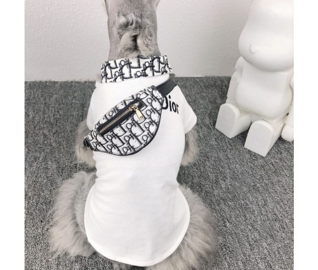 ディオール 犬猫服 シャネル ペット用 リードセット と ハイブランド 大人のTシャツ
