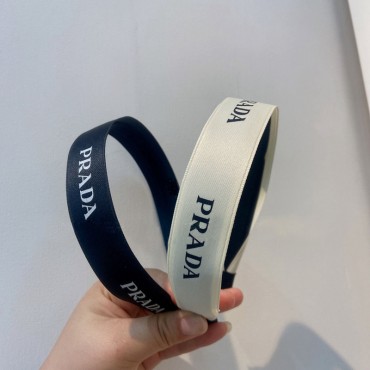 PRADA プラダ ブランド ヘアバンド...