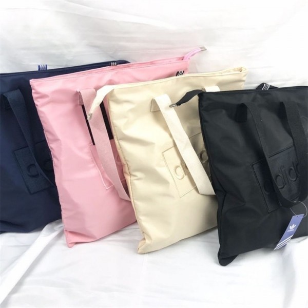 アディダストートバッグ Adidasスポーツトートバッグ 超軽量 多収納 ゴルフトートバッグ ゴルフバッグ ラウンドバッグ カートバッグ 防水加工 シューズポケット付き 