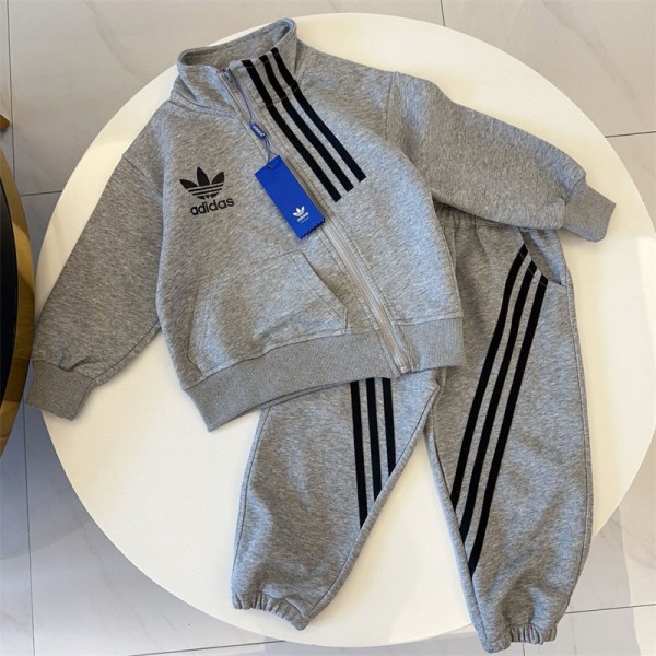 ブランドアディダス キッズ ジャージ 上下 Adidas スウェットセット ジュニア ライン入り パーカー スウェット パンツ 子供服 男の子 女の子 トレーニングウェア スポーツ90 - 150cm 