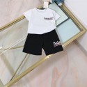 バレンシアガ 子供服 男の子 半袖tシャツ Balenciaga ショートパンツ 短パン 女の子 綿 上下セットアップ 夏服 キッズ ストライプトップス 90 - 160cm 男女兼用 上着 カジュアル クールネック 普段着