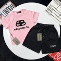 ブランドバレンシアガ子供服 男の子 半袖 Tシャツ ハーフパンツ Balenciaga子供上下セット 夏服 セットアップ 子供 夏 ジャージ 上下 セット 男の子 カジュアル 韓国 お洒落 男の子 半袖 スウェット セットアップ  90-160cm 