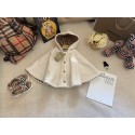ブランドバーバリーベビー もこもこポンチョ Burberryキッズ マント アウター ガールズ お出かけコート 子供服 赤ちゃん 女の子 ケープ 防寒 可愛い 防寒 出産祝い プレゼント お誕生日3歳以内 