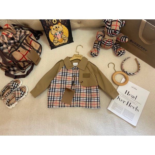 ブランドバーバリーキッズ アウター Burberry ボーイズトレンチコート 子供服 ガールズ 90-150cm ジャケット 通学 通園 防風 秋冬 アウトドア キッズ服 かっこいい 流行り