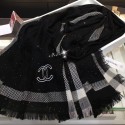 ハイブランドシャネルマフラー chanel レディースストール 大判 メンズショール 春秋冬 キラキラ 上質 軽量 暖かい 柔らかい ふわふわ 防寒 やさしい肌ざわり 通勤  パーティー 旅行