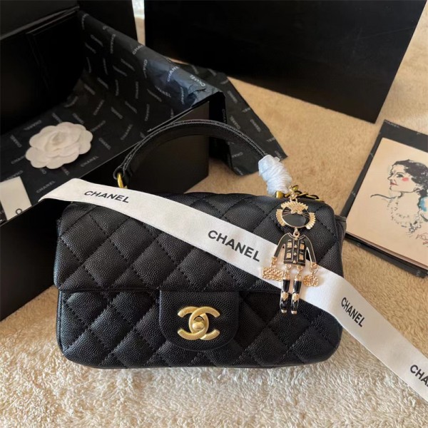 Chanel ブランド ショルダーバッグ 金具ロック シャネル チェーンバッグ レディース 高品質 斜め掛けバッグ 収納 肩掛けカバン ハイブランド レザーバッグ 気質ミニバッグ ブラック かわいい