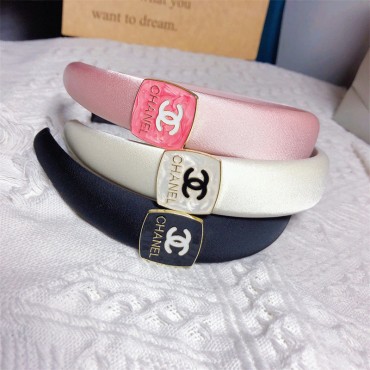 Chanel シャネルハイブランド カチ...