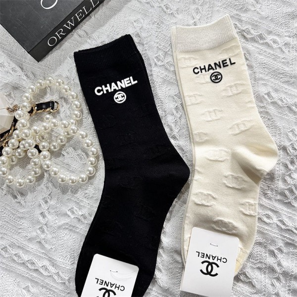 Chanel シャネルレディース向け 靴下 かわいい ブランド ストッキング 大人気ブランドミドルソックス 高品質ブランドソックス 男女兼用 ファッション