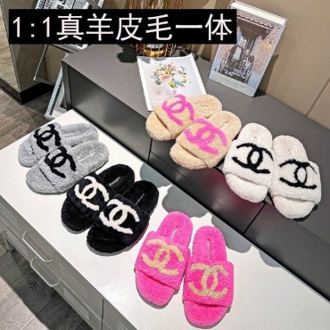 Chanel シャネルブランド ふわふわ...