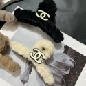 Chanel シャネルブランドヘアクランプヘアアクセサリー ヘアクロークランプ ロングヘアクリップ ヘアグリップキャッチバレッタ フェイクファーのヘアクリップ ヘアポニーテールクリッ