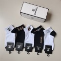 Chanel シャネルレディース向け 靴下 かわいいブランドミドルソックス 高品質上質な コットン ソックス くつしたブランドソックス 男女兼用 ファッション