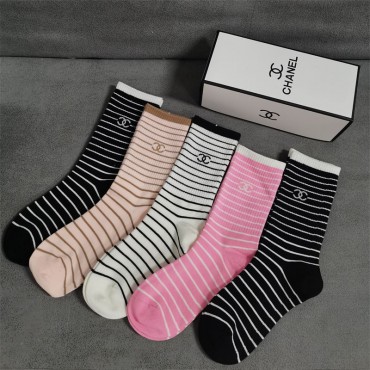 Chanel シャネルハイブランド ソッ...