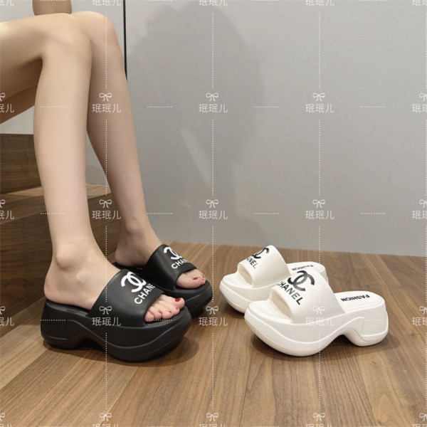 Chanel シャネルハイブランド ビーチサンダルレディース向けスリッパ夏履きやすいブランド ローファースリッパ 軽量レディース 室内履き スリッパ 厚底 230¬255MM