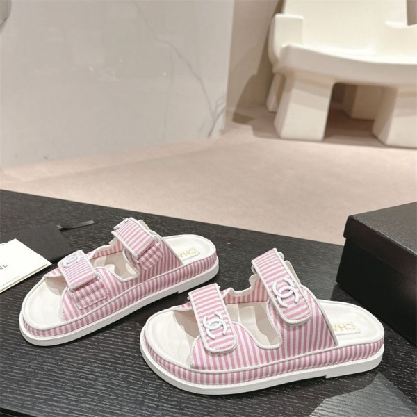 シャネルサンダル Chanel ビーチスリッパ 厚底 ミュール ボーダー柄 フラット 夏スリッパ ストラップ カジュアル レディース 気質 履きやすい 225¬250cm 特徴