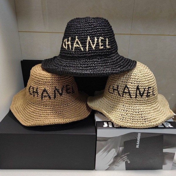シャネル UVカット帽子 レディース Chanel日焼け防止ハット つば広 小顔効果 調節 紐付き uvカット 紫外線カット レディースハット 折りたたみ 携帯