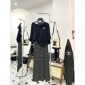 シャネルレディース ２点セット Ｔシャツトップス+スカート Chanel 上下セット セットアップ 秋服 肩出し 長袖 フレア ロング丈 カジュアル ゆったり 可愛い オシャレ ギャザー 切り替え 春夏