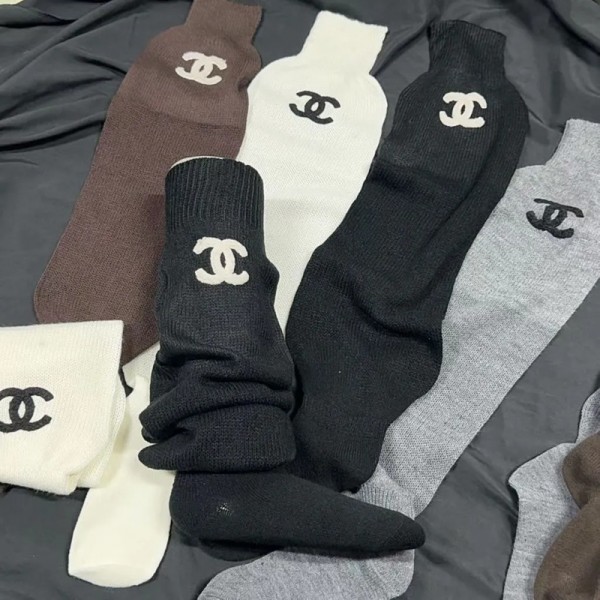 Chanel シャネルブランドハイソックス レディース 綿 着圧ソックス 靴下 レディース スクールソックス 保温 防寒 耐久通気性 学生用 靴下 ストッキング 抗菌防臭 四季適用 通勤 通学 旅行 ひざ下 cosplayや制服用