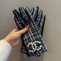 ブランドChanel ハリスツイードグローブ 可愛い シャネルツイード手袋 パール付き スマホ対応 レザー コンビ レディース 手袋 裏ボア ファッション