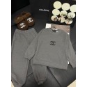 シャネル子供スウェットセットアップ 裏起毛 ブランドChanelキッズパジャマ ボーイズ 上下セット 秋冬 ルームウェア ゆったりシルエット 男女兼用 ペアパジャマ 部屋着 セットアップ 防寒 柔らか 裏フリース チャコール 90-170cm 