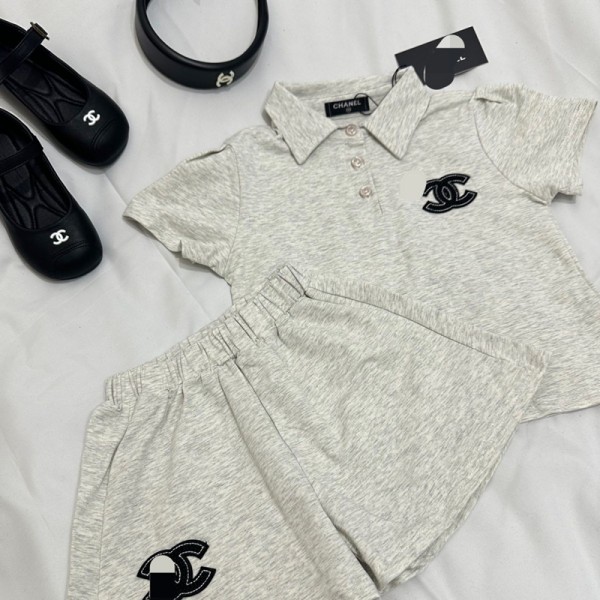 ブランドシャネル子供服 女の子 セットアップ 夏服 半袖 Chanel ガールズポロシャツ ハーフパンツ 上下セット 子供 ジャージ パンツセット 80-120cm 女の子 カジュアル 韓国 お洒落 可愛い 女の子 半袖 Tシャツ セットアップ キッズ 通園 通学 普段着