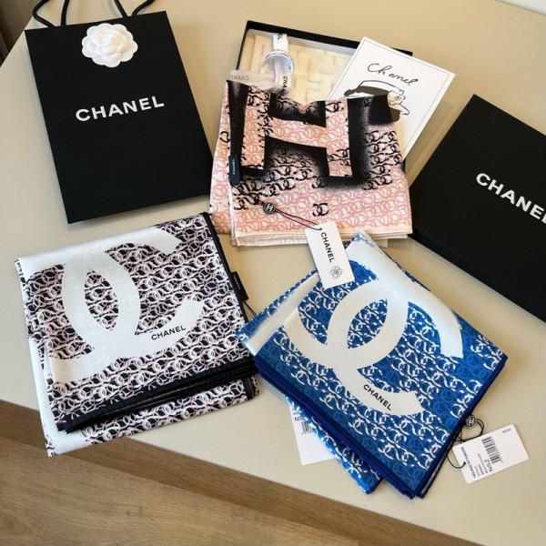 Chanelブランドスカーフ レディース シャネル シルクスカーフ 大判 薄手 軽量 おしゃれな花柄 カラーマッチング スクエア ネックヘッドスカーフ 春夏秋用 ファッション 髪飾り 誕生日 クリスマス 贈り物 正方形 90cm