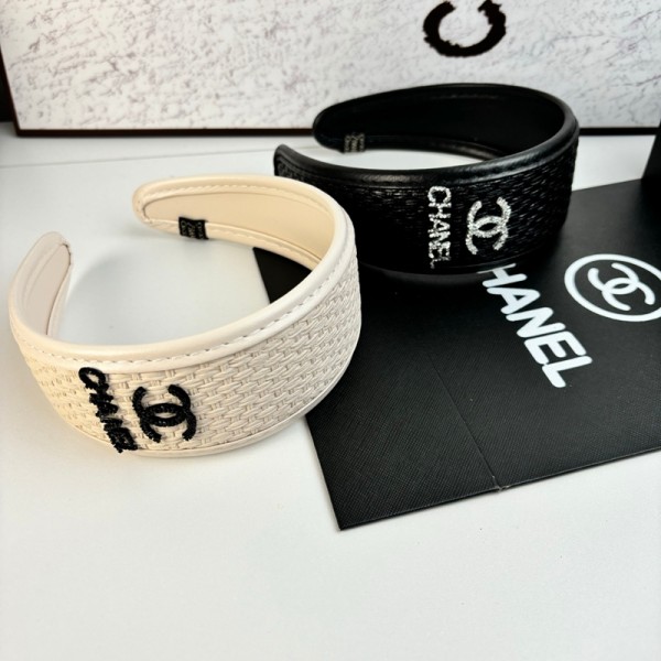 Chanel シャネルブランド幅広 レザー カチューシャ 革 ヘアバンド 痛くない ワイド ヘッドバンド ヘアアクセサリー おしゃれ レディース 黒い