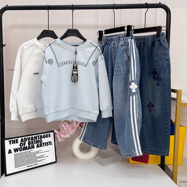 ブランドChrome hearts クロムハーツ子供服 ジャージ 男の子 秋服 トレーナー キッズ上下セット 120¬160cm スポーツウェア スウェット 長袖 スウェットパンツ 丸首 プリント セットアップ カジュアル ボーイズ 韓国風 おしゃれ かっこいい 春秋物 スポーツ 部屋着