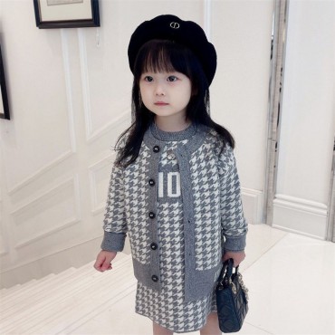 ディオール ブランドカーディガン 女の子...