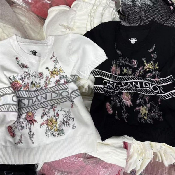 ディオールレディース サマーニット Dior 半袖 トップス 夏 ニット カットソー Uネック 薄手 接触冷感 リブ編み ストレッチ スリム きれいめ 黒 白 女性