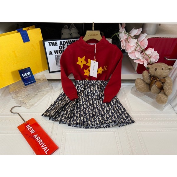 ハイブランドディオールキッズウェア セーター スカートセット 幼児 女の子 秋冬服 ニット Dior子供セーター トップス ミニ スカート フリル 長袖 星の柄 ドレス 100¬150cm