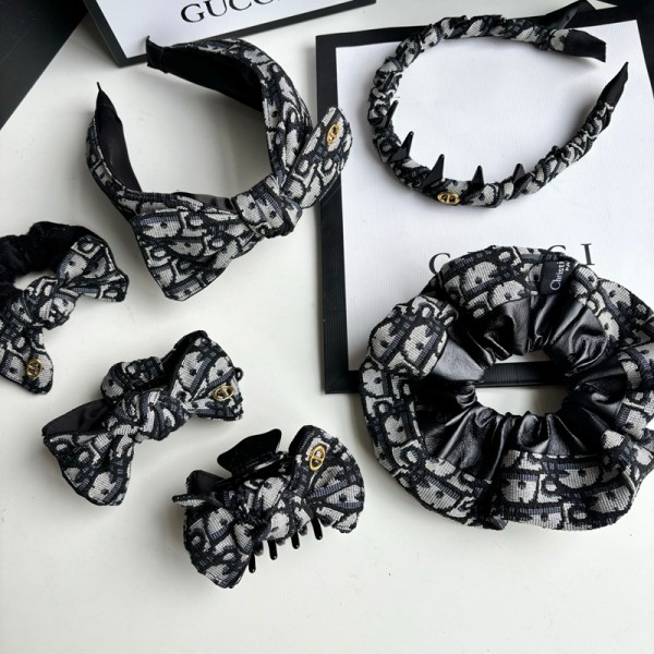 Dior ディオールハイブランドヘアアクセサリー髪飾りブランドリボンヘアゴム女性ハイブランドシュシュ存在感抜群ブランドバナナクリップ髪アレンジ