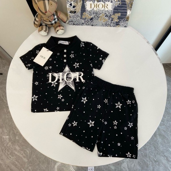 ブランド ディオールキッズ服 2点セット プリント柄 Dior子供半袖 ポロシャツ 短パン スポーティ 春夏 男の子 ボーイズ キッズ かわいい 伸縮性 上下セットアップ 韓国子供服パロディ 激安 90-150cm
