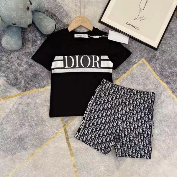 ハイブランドディオールキッズ服 Dior子供服 男の子 セットアップ 夏服 半袖 Tシャツ ハーフパンツ 半ズボン 上下セット 子供 ジャージ 上下セット 男の子 カジュアル 韓国 お洒落 男の子 半袖スウェット セットアップ 90-160cm