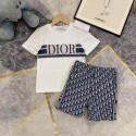 ハイブランドディオールキッズ服 Dior子供服 男の子 セットアップ 夏服 半袖 Tシャツ ハーフパンツ 半ズボン 上下セット 子供 ジャージ 上下セット 男の子 カジュアル 韓国 お洒落 男の子 半袖スウェット セットアップ 90-160cm