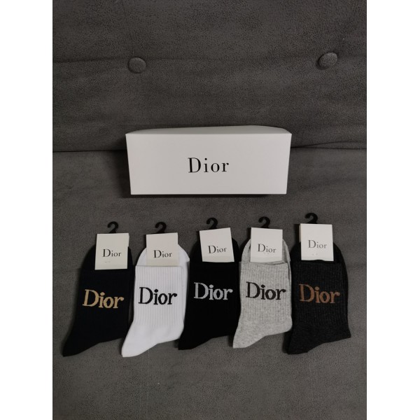 Dior ディオールレディース向け 靴下 かわいいブランド ハイソックス 大人気コットン 靴下 メンズ 通気性 ソックス 女の子好き 韓国 5足セット