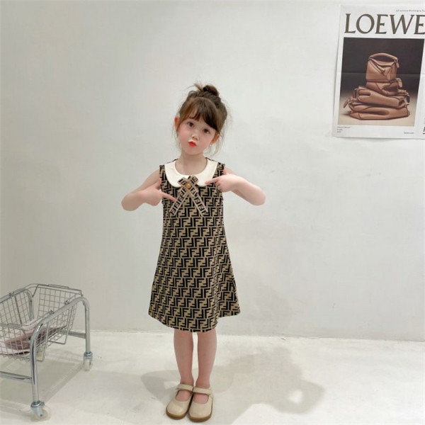 ブランド フェンディ 子供服 子供のワンピース FENDI ドレス洋服 かわいい 定番FFモノグラム 椿飾り付き 優しい 女の子供の服 パーティー洋服 ファッション 高品質