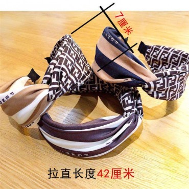 Fendi フェンディブランドヘアバンド...