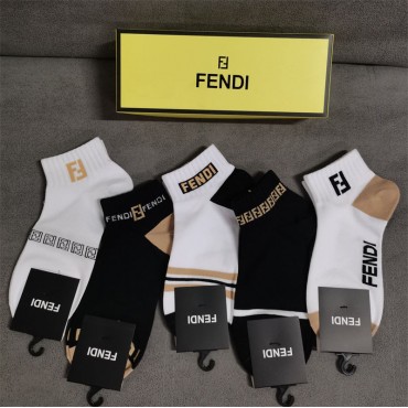 Fendi フェンディハイブランド ソッ...