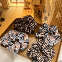 Fendi フェンディブランドヘアシュシュレディースブランド可愛い蝶結びヘアゴム ブランドバナナクリップ髪アレンジかわいいヘア飾りハイブランド