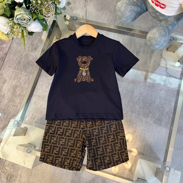 ハイブランドフェンディスポーツウェア 男の子 夏服 Fendi 半袖Ｔシャツ ハーフパンツ 2点セット キッズ 通気 ジャージ 上下セット ボーイズ 薄手 吸汗速乾 90-160cm トレーニングウエア ジュニア カジュアル 大きいサイズ 普段着 通学 体操服 運動服